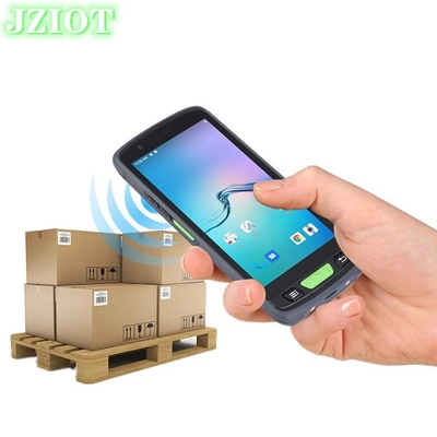V9000P Ανθεκτικό Android Tablet 5.5 ιντσών με NFC RFID και 4G LTE 4G RAM 64G ROM IP67 Αδιάβροχο